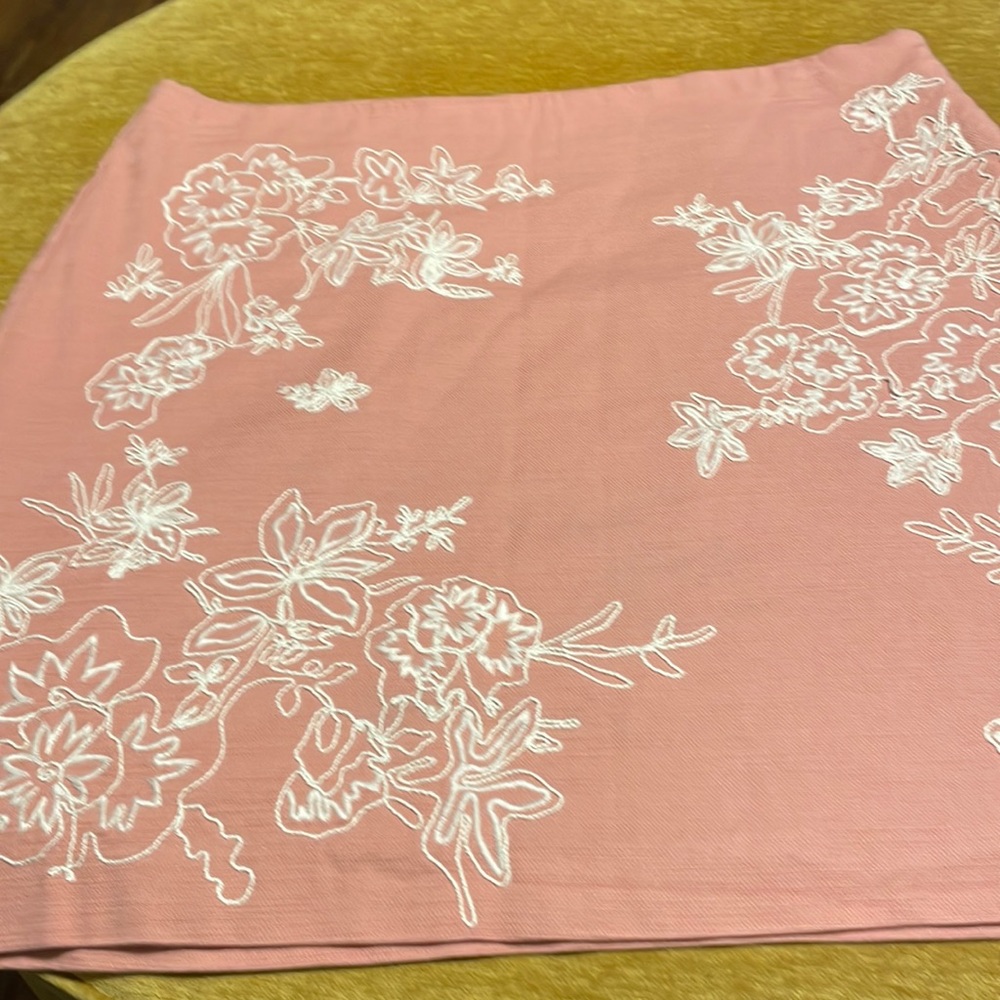 Loft size 12 pink skirt with brocade, fully lined